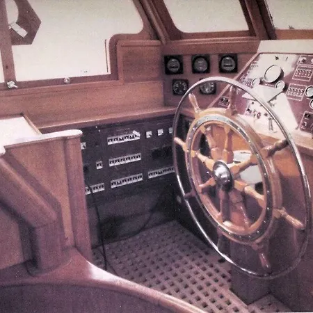 Motorsailer Ambersea Sanremo